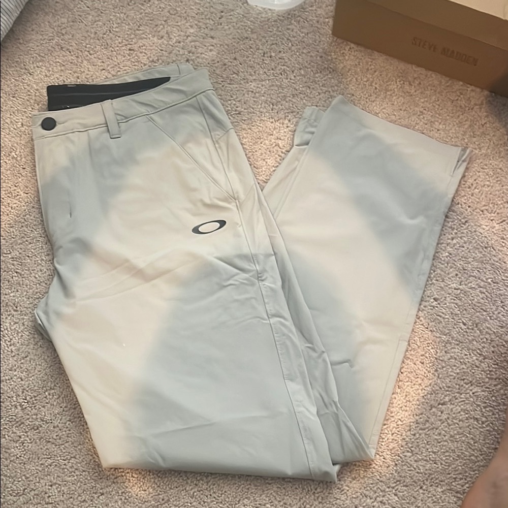Oakley Men's Gray Pants 33W/32L
